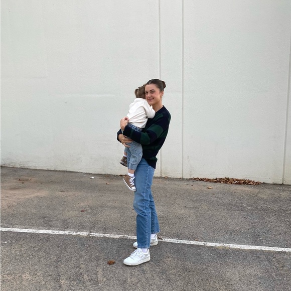 Meet your Posher, Madeline - Picture 1 of 1